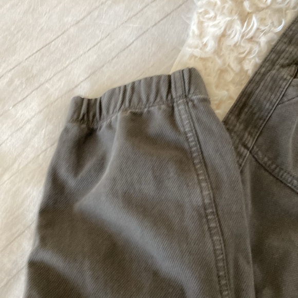 Athleta Farallon joggers in olive green - Picture 8 of 14